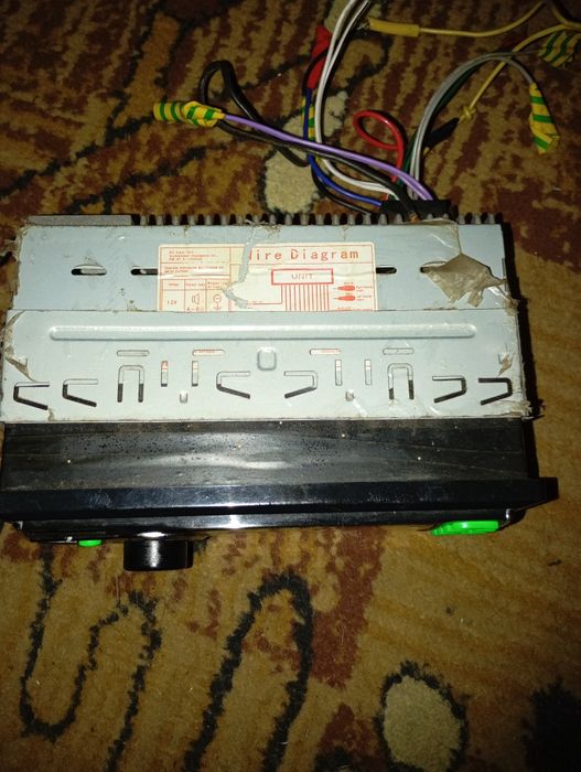 Продам динамики и автомагнитолы.