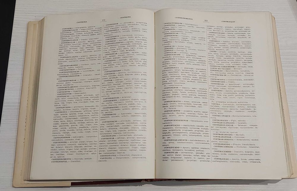 Dicionário da Língua Portuguesa - 1945