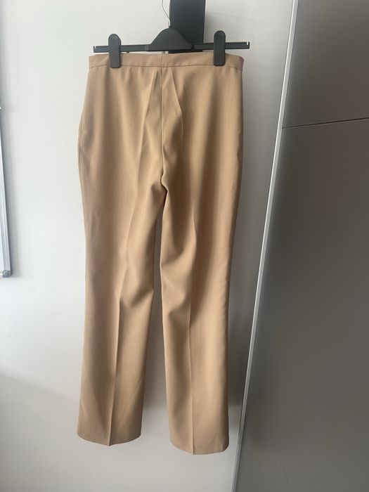 Karmelowe camel nude proste z prostą nogawką r. M/L