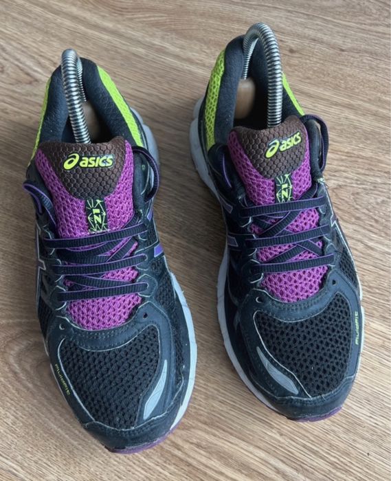 ASICS GEL-Kayano 23