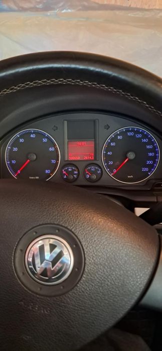 Golf 5 Salon Polska niski przebieg