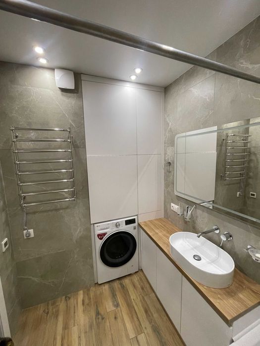 Продам квартиру .