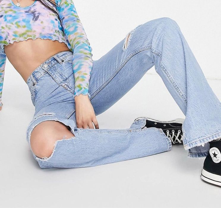 Джинсы с разрезами снизу pull&bear