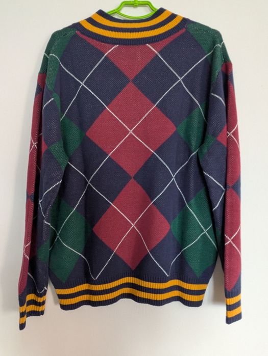 Sweter męski "Levi's", rozmiar M, nowe. Polecam. Pozdrawiam.