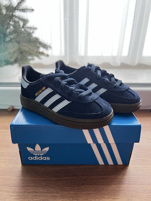 Дитячі кросівки адідас нові!