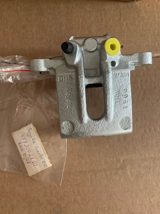 4773002110 Супорт гальмівний задній правий Toyota Corolla E12