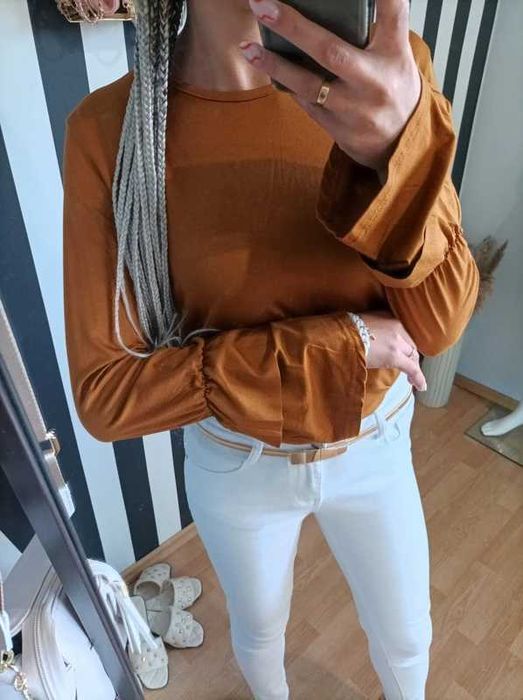 Bluzka karmel/ rękaw dzwonek Uni