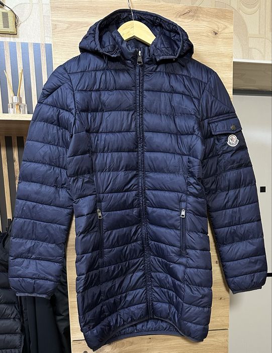 Жіноча курточка Moncler