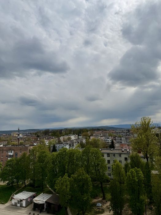 Квартира в новобудові з панорамним видом на гори