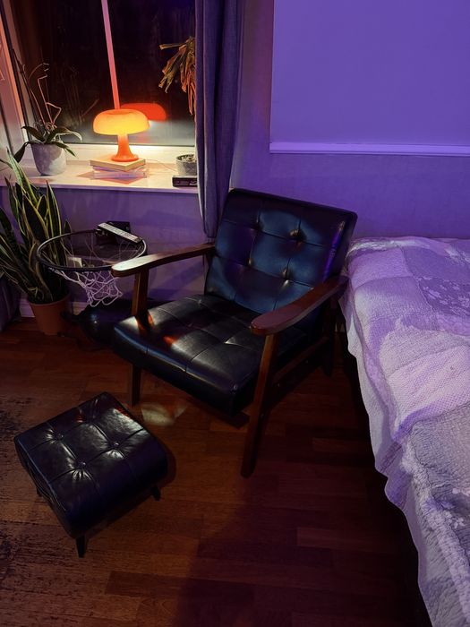 Fotel klubowy pikowany + pufa / podnóżek.