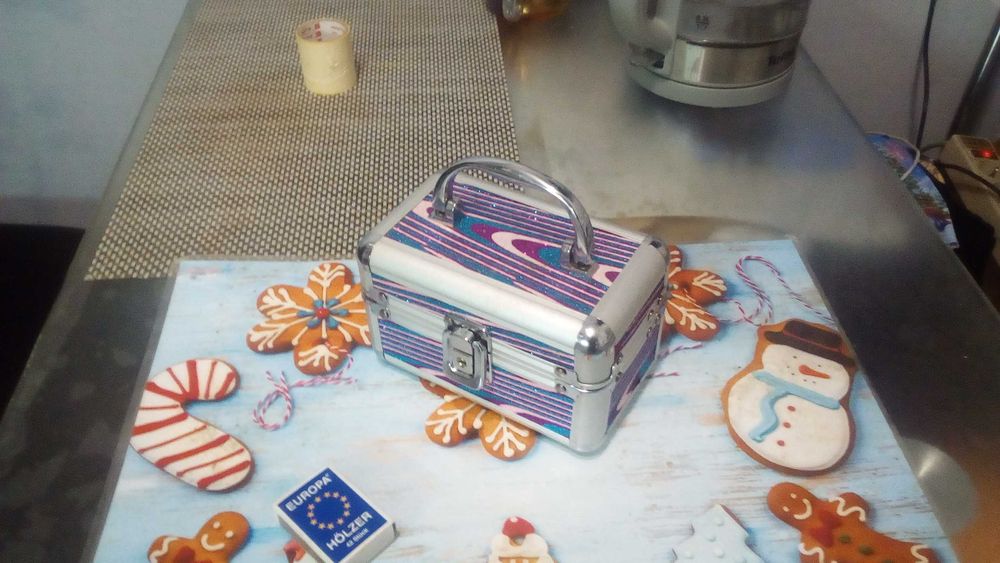 Продам детский кейс