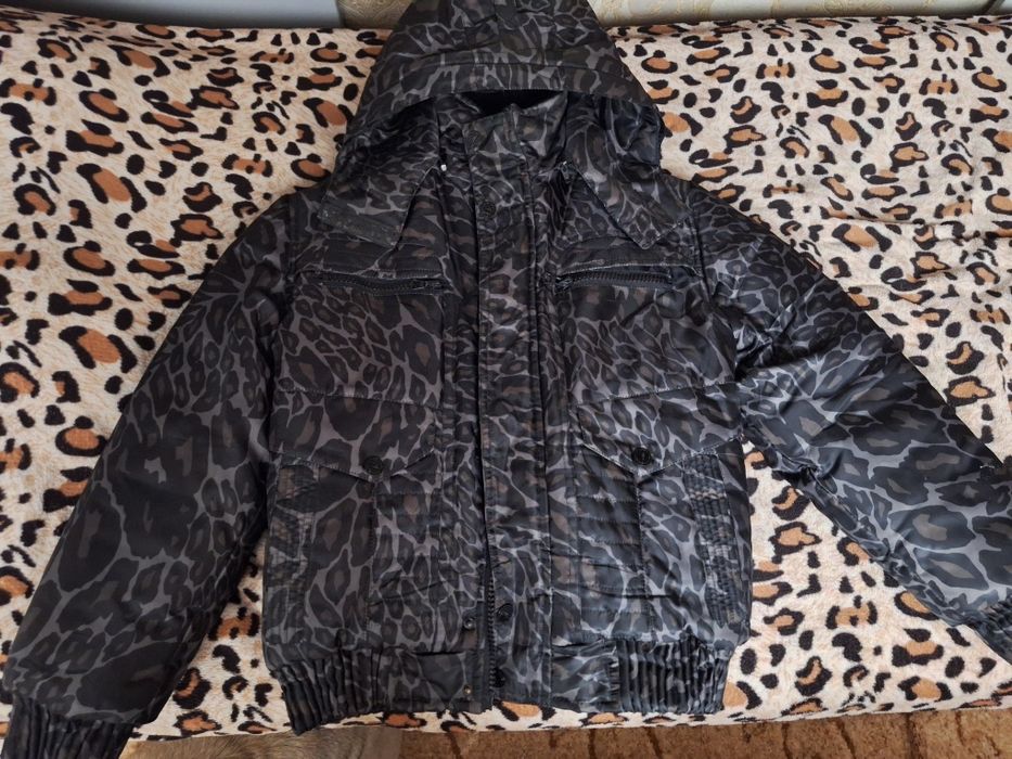 Зимова куртка на підлітка