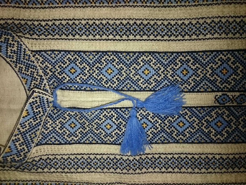 Дуже стильна, крутезна вишиванка на подарунок. Льон. 46 р