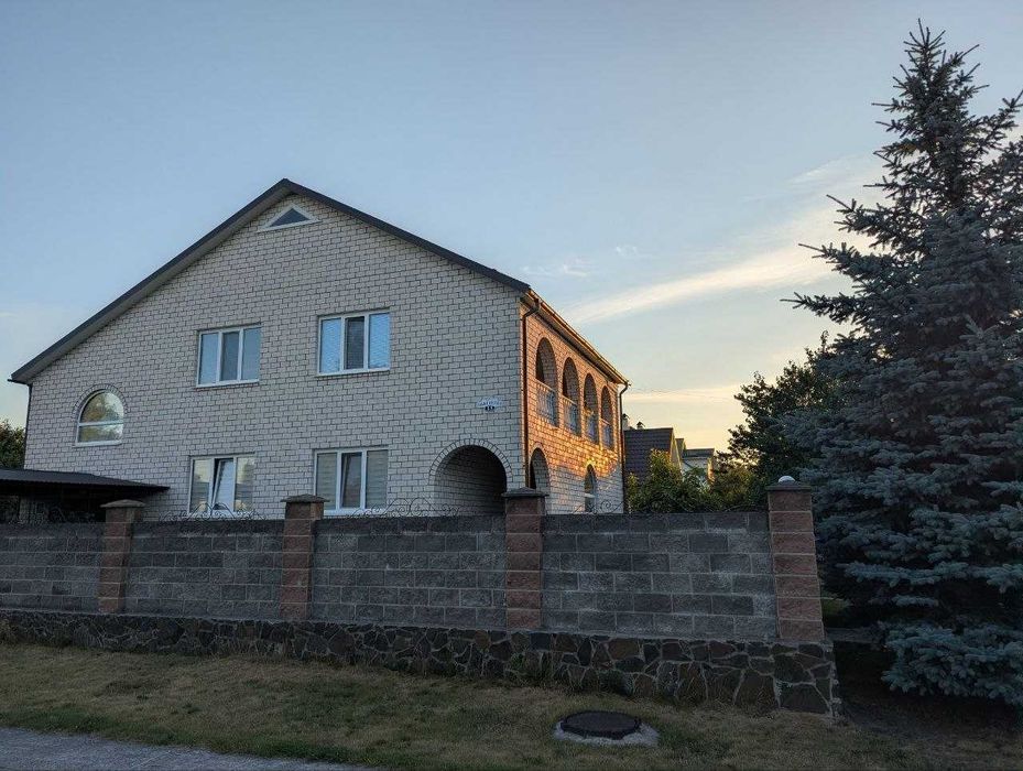 Продам будинок в м.Вараш