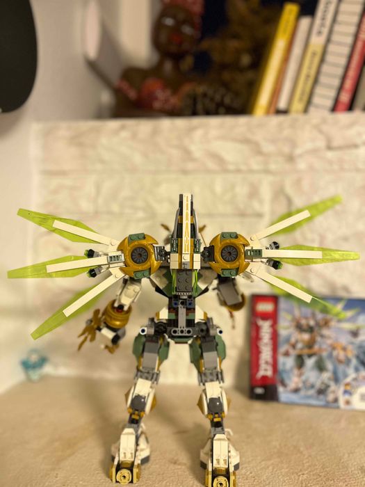 O robô titã de Lloyd (lego ninjago 70676)