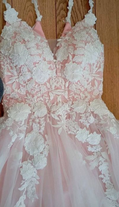 Suknia slubna nowa z metka