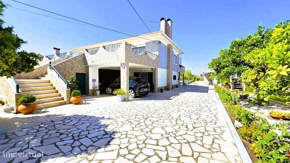 Quinta com Moradia T8,Casa T2, Piscina Aquecida - Salvaterra de Magos
