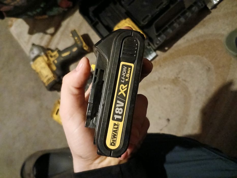 Bateria DeWalt 2.5Ah 18V - Po regeneracji Jak Nowa