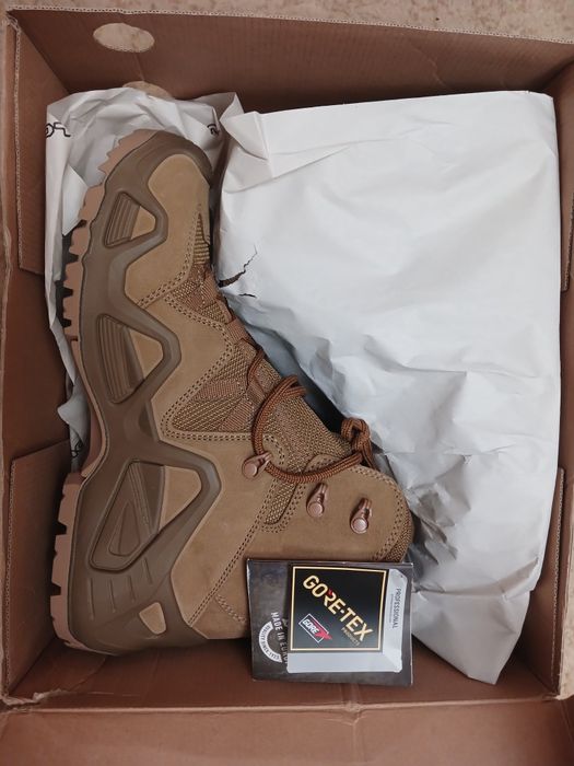 Прожам оригінальні тактичні черевики LOWA