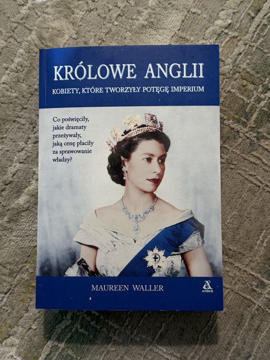 „ Króliwe Anglii” Maureen Waller