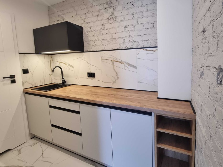 Łódź- centrum - lokal usługowy 20m2 -po remoncie