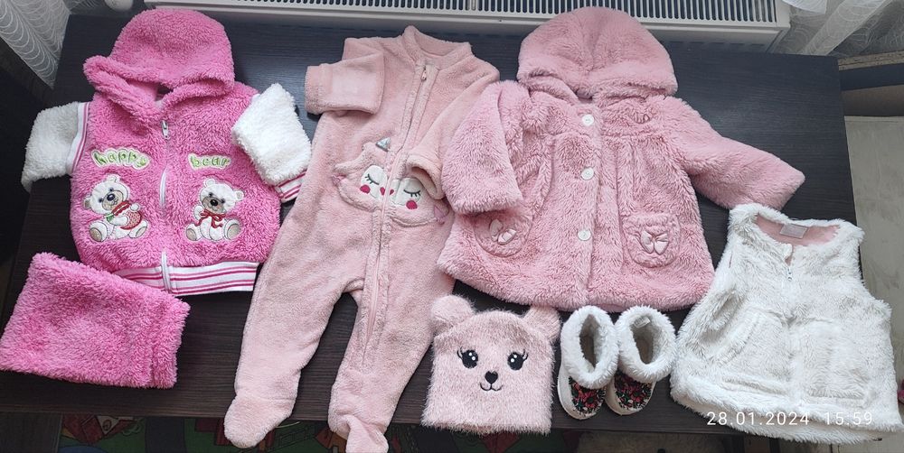 Речі для дівчинки 9-12 місяців