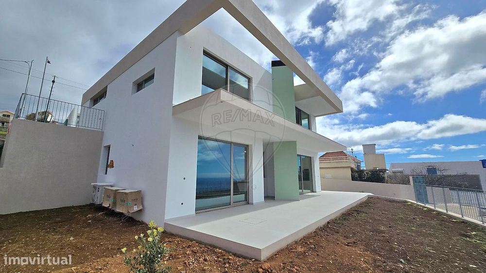 Moradia T2 para venda