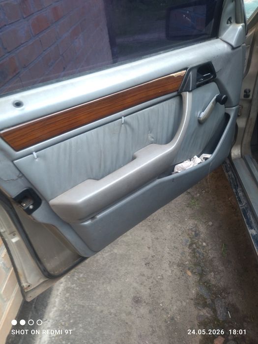 Продам mercedes w124 e200 1988р.в.