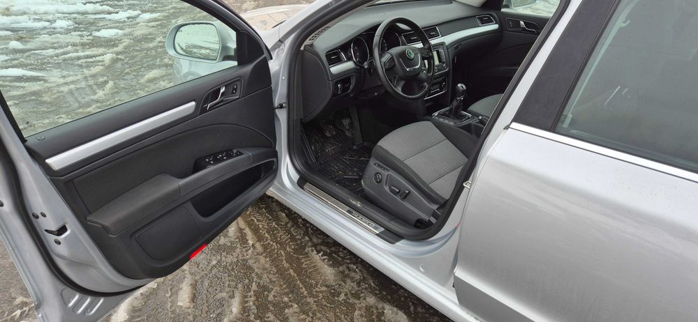 Skoda Superb 1.4 tsi