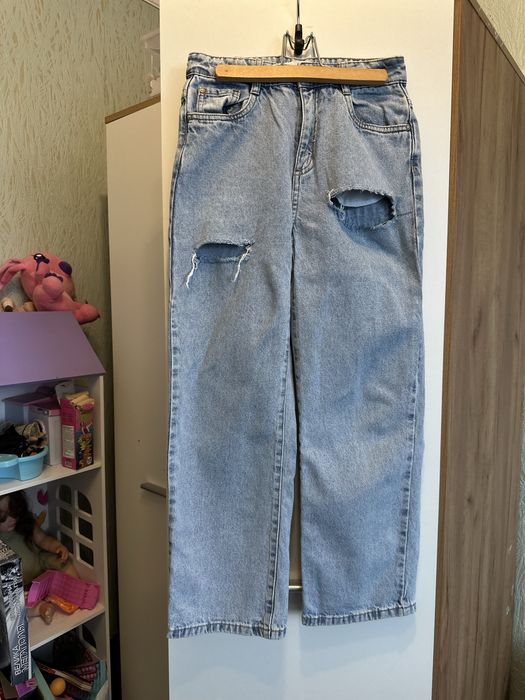 Джинси Reserved