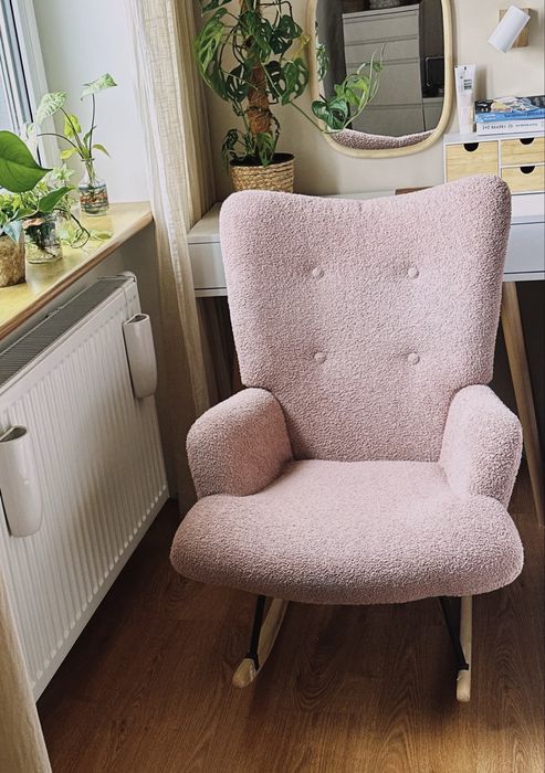 Fotel bujany HOMLA -  MOSS TEDDY BOUCLE różowy