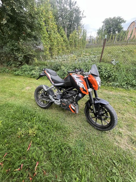 Ktm duke 125 стріт