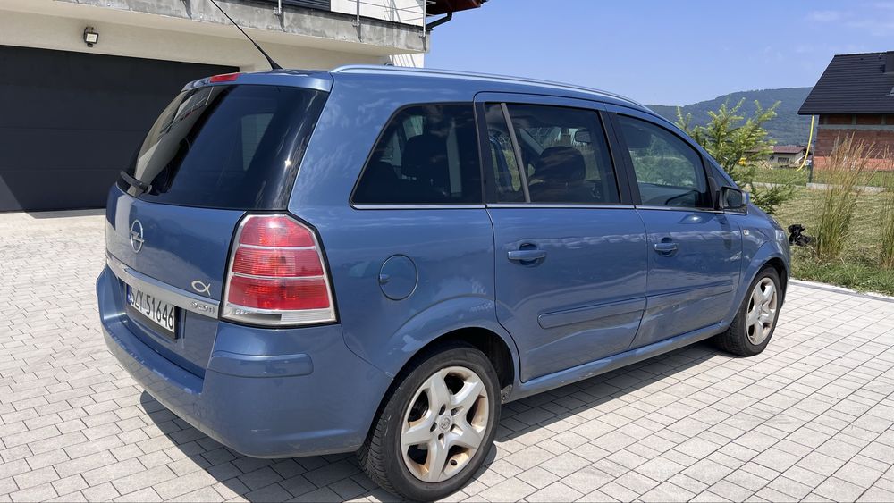 Opel Zafira b 1.9 tdi 7os