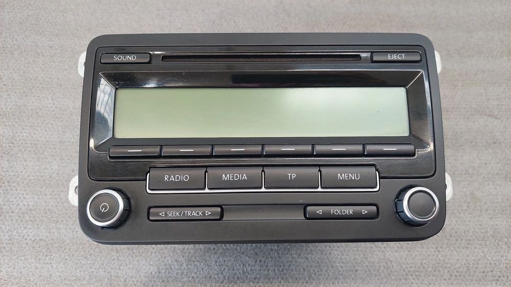 Rádio / auto-rádio VOLKSWAGEN Golf V Variant (1K5)