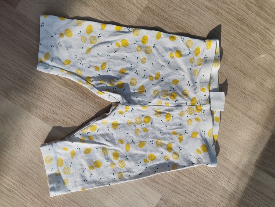 Krótkie spodenki rozmiar 86