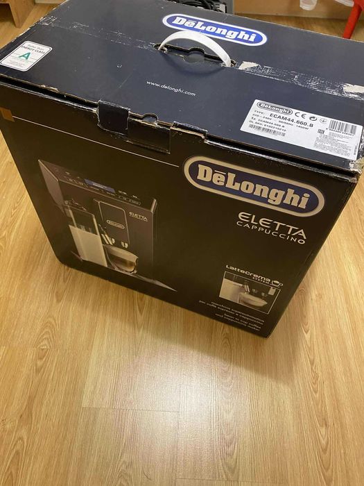 DeLonghi Eletta Cappuccino ECAM44.660.B
