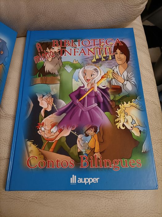 Conjunto de 4 Livros "A Minha Biblioteca Infantil" Contos Bilingues
