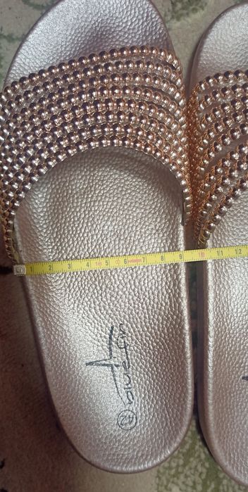 Сланци, шльопанці бренда Blue Fin 42 р.