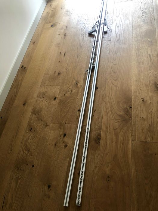 Cortinados que deixam a luz entrar, sem ter visibilidade do exterior