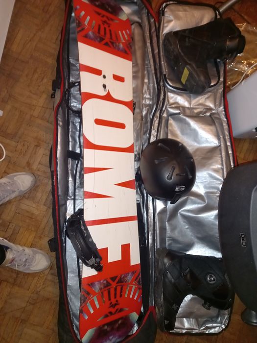 Vendo set completo de snowboard usado