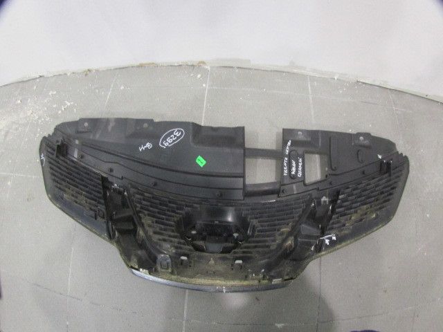Grelha do Pára-Choques da Frente NISSAN Qashqai II (J11)