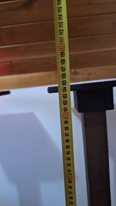 Towery Estradowe Drewniane 105cm