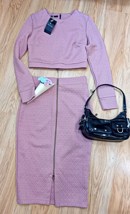 Женский стильный костюм