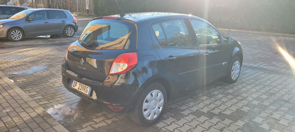 Renault Clio 2012 1.2 benzyna