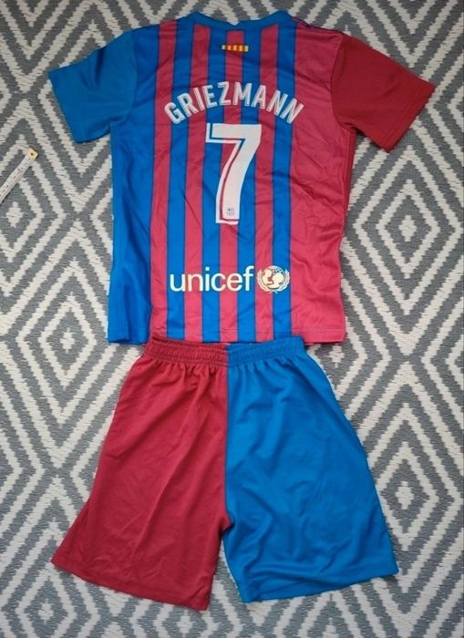 Strój piłkarski FC Barcelona Griezmann 7 dobry na rozmiar 146-164