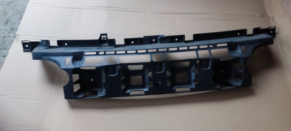 Absorber zderzak przedni Jeep grand Cherokee WK WH