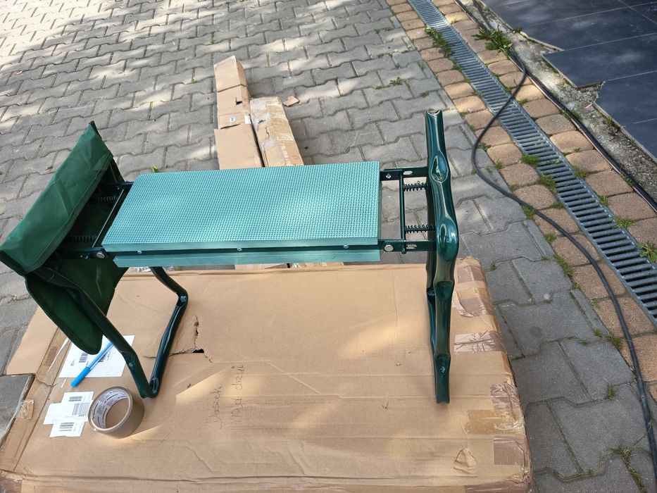 Przenośna ławka ogrodowa 2 w 1 z miękką podkładką piankową