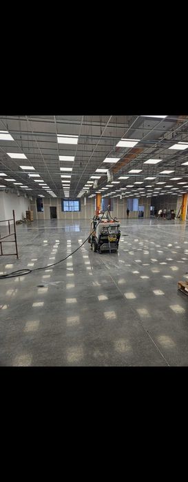 Magazyny od 6m2 do 3000m2 / Teren Zachemu ul Krzywca 2
