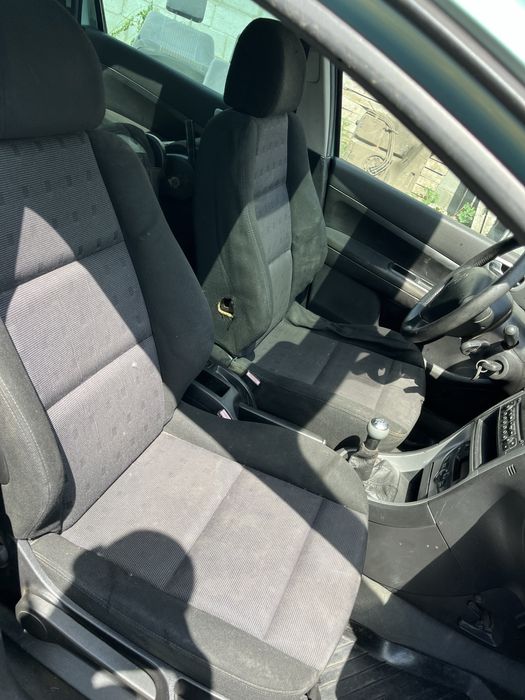 Сидіння передні пежо 307