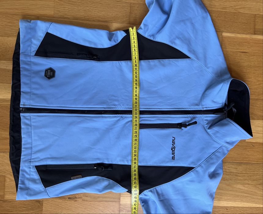 Недорого демисезонная термо куртка Navigare, на 11-12 лет, рост 152